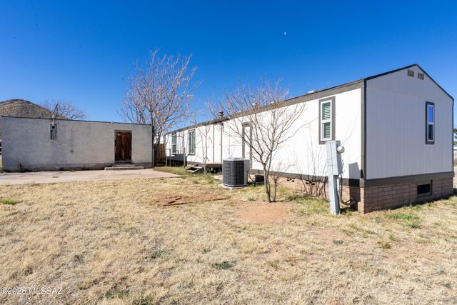 3880 E Astro Street, Hereford, AZ 85615