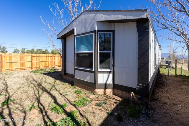 3880 E Astro Street, Hereford, AZ 85615