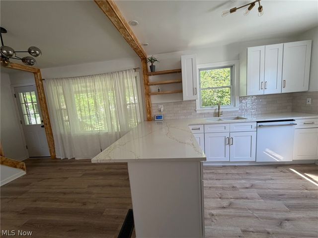 1699 Warrensville Center Road, South Euclid, OH 44121