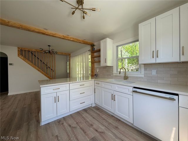 1699 Warrensville Center Road, South Euclid, OH 44121