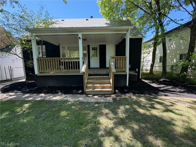 1699 Warrensville Center Road, South Euclid, OH 44121