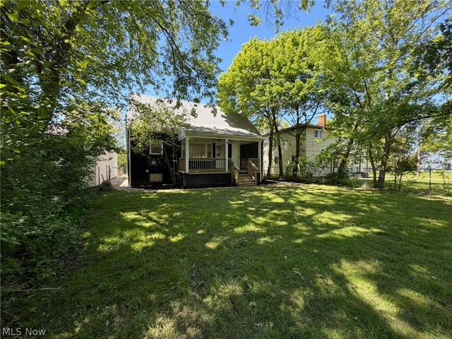 1699 Warrensville Center Road, South Euclid, OH 44121