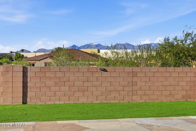 2773 E Calle Tobo, Tucson, AZ 85706