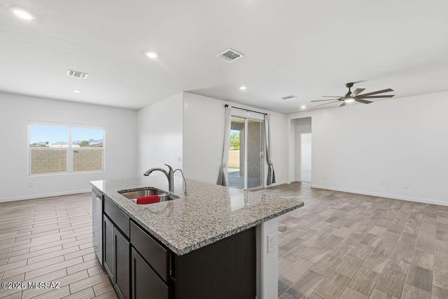 2773 E Calle Tobo, Tucson, AZ 85706