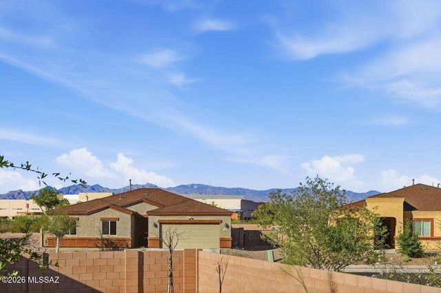 2773 E Calle Tobo, Tucson, AZ 85706