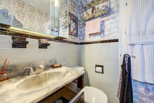 17-83 166th Street Upper, Whitestone, NY 11357