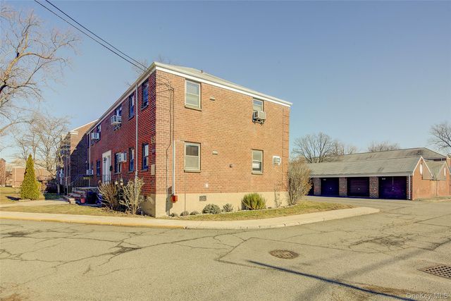 17-83 166th Street Upper, Whitestone, NY 11357