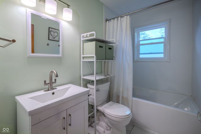 10315 Eller Road, Fishers, IN 46038