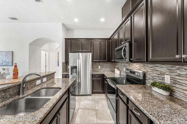6794 Vista Hermosa Drive, Melbourne, FL 32940