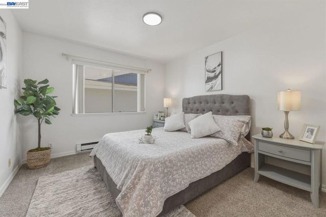 20153 Forest Ave 9, Castro Valley, CA 94546