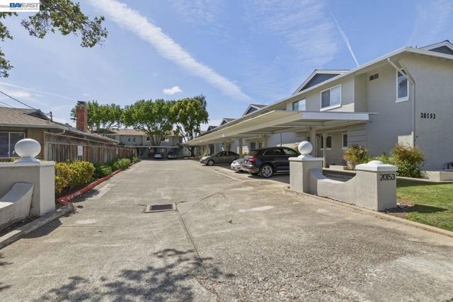 20153 Forest Ave 9, Castro Valley, CA 94546