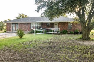 471 HCR 3335 Road, Hubbard, TX 76648