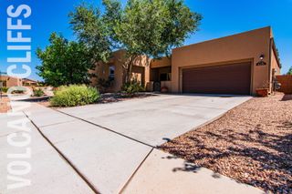 8136 Cayenne Drive NW, Albuquerque, NM 87120