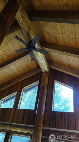40 E Seahawks Way, Belfair, WA 98528