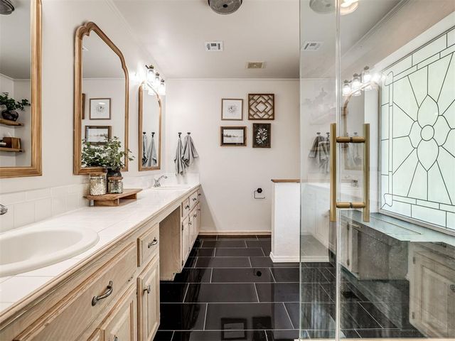 1205 Ponderosa Pine, Edmond, OK 73012