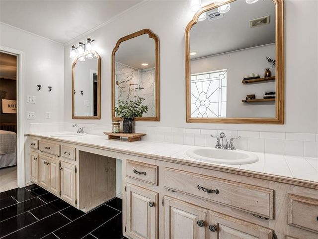 1205 Ponderosa Pine, Edmond, OK 73012