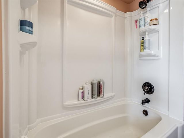 1205 Ponderosa Pine, Edmond, OK 73012
