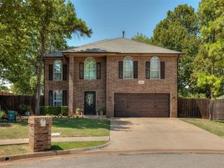 1205 Ponderosa Pine, Edmond, OK 73012