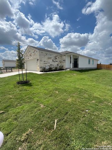 738 Whitman Street, New Braunfels, TX 78130