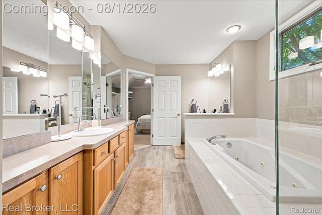 8184 Baypointe Drive, Brighton Township, MI 48114