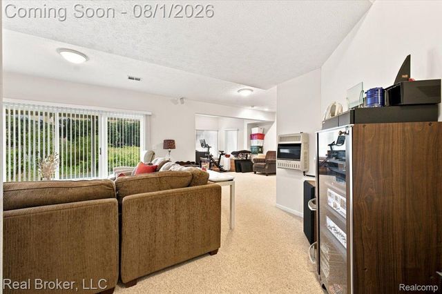 8184 Baypointe Drive, Brighton Township, MI 48114