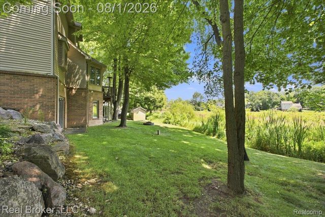 8184 Baypointe Drive, Brighton Township, MI 48114