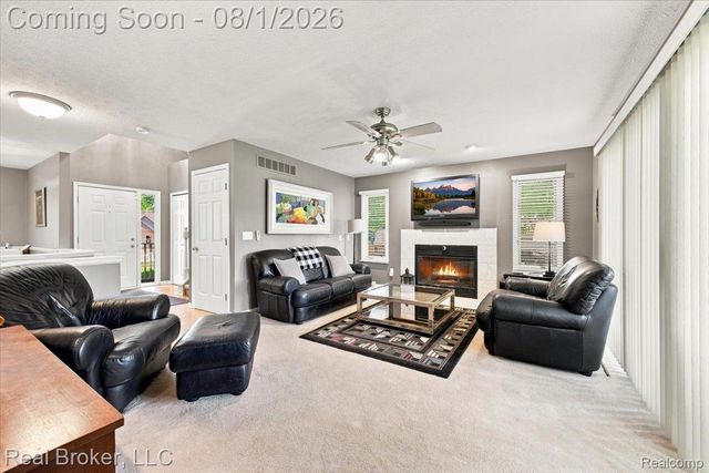 8184 Baypointe Drive, Brighton Township, MI 48114