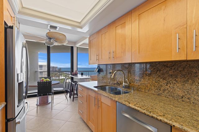 3300 S Ocean Boulevard 504s, Palm Beach, FL 33480