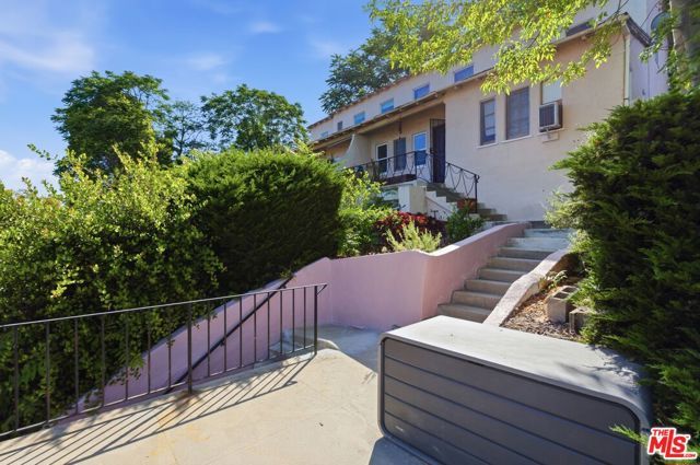 66 Hampden Terrace, Alhambra, CA 91801