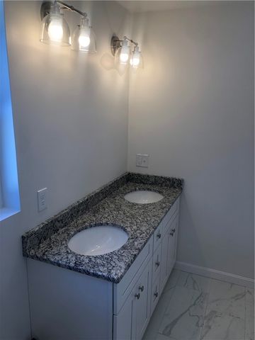 1445 Old Louisquisset Pike 5A, Lincoln, RI 02865