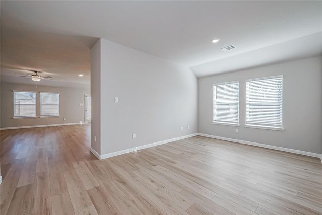 1864 Canyon Live Oak, Conroe, TX 77304