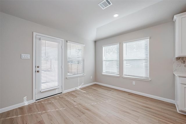 1864 Canyon Live Oak, Conroe, TX 77304