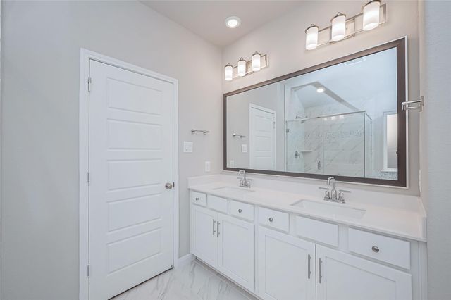1864 Canyon Live Oak, Conroe, TX 77304