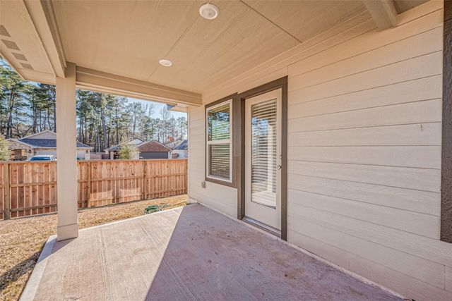 1864 Canyon Live Oak, Conroe, TX 77304