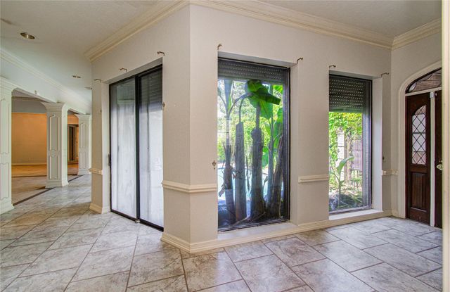 9712 Longmont Drive, Houston, TX 77063