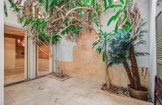 9712 Longmont Drive, Houston, TX 77063