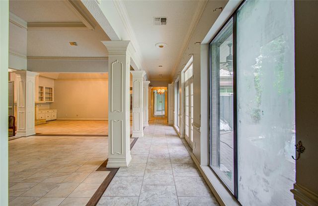 9712 Longmont Drive, Houston, TX 77063