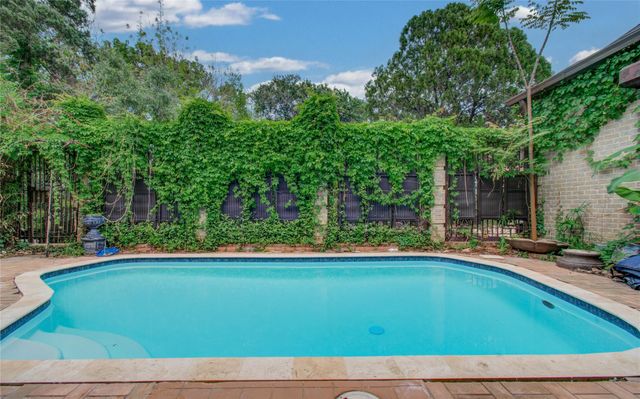 9712 Longmont Drive, Houston, TX 77063