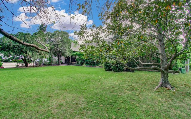 9712 Longmont Drive, Houston, TX 77063