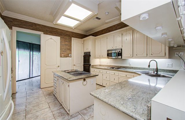 9712 Longmont Drive, Houston, TX 77063