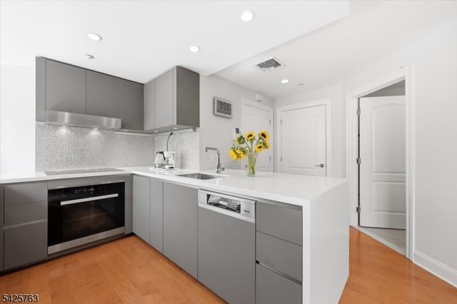 1201 Rio Vista Dr 1201, Mahwah Twp., NJ 07430