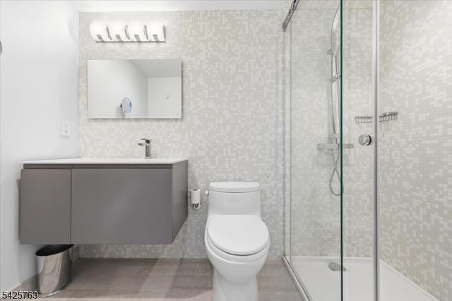 1201 Rio Vista Dr 1201, Mahwah Twp., NJ 07430