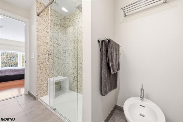 1201 Rio Vista Dr 1201, Mahwah Twp., NJ 07430