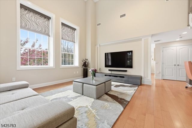 1201 Rio Vista Dr 1201, Mahwah Twp., NJ 07430