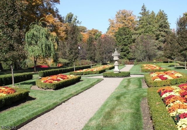 1201 Rio Vista Dr 1201, Mahwah Twp., NJ 07430