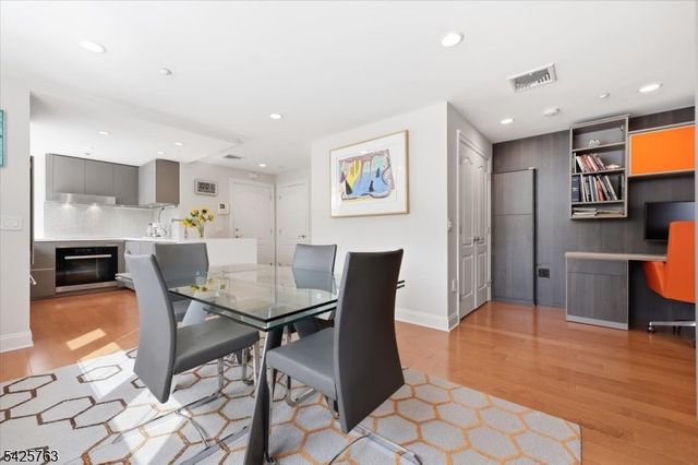 1201 Rio Vista Dr 1201, Mahwah Twp., NJ 07430