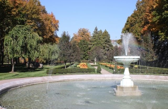 1201 Rio Vista Dr 1201, Mahwah Twp., NJ 07430