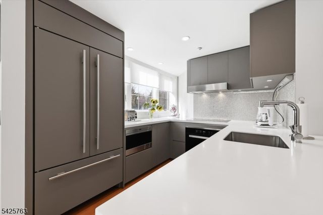 1201 Rio Vista Dr 1201, Mahwah Twp., NJ 07430