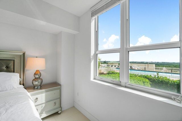 350 N Federal Highway Apt 606, Boynton Beach, FL 33435