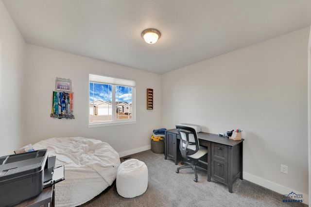 3217 HOMESTEAD ST, Rapid City, SD 57703